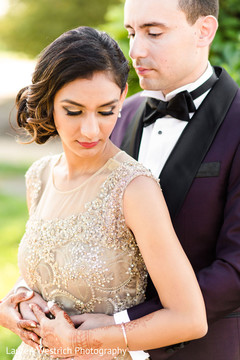 Enchanting indian couples capture Enchanting indian couples capture
