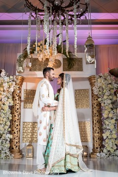 Elegant Indian bride and groom's wedding reception fashion Elegant Indian bride and groom's wedding reception fashion