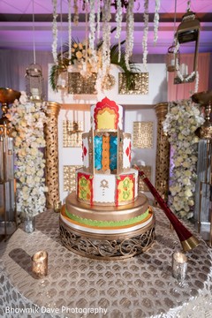 Indian wedding reception cake capture Indian wedding reception cake capture
