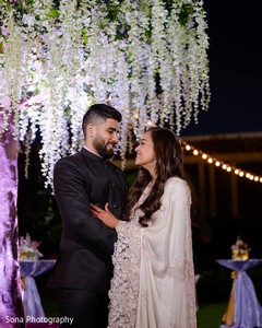 Enchanting Indian bride and groom photo. Enchanting Indian bride and groom photo.