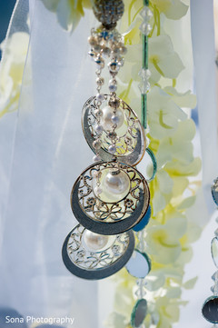 Marvelous pearl drops decoration on mandap. Marvelous pearl drops decoration on mandap.