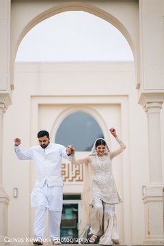 Glamorous Indian bride and groom capture. Glamorous Indian bride and groom capture.