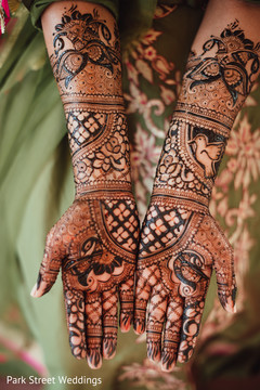 Indian bride mehndi design. Indian bride mehndi design.