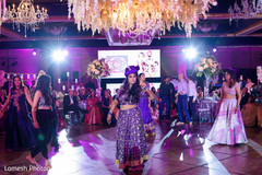 Maharani performing. Maharani performing.