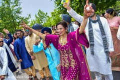 Stunning Indian pre-wedding dance. Stunning Indian pre-wedding dance.