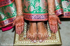 Incredible indian bride's henna art Incredible indian bride's henna art