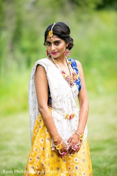 Perfect Indian bridal Haldi outfit. Perfect Indian bridal Haldi outfit.