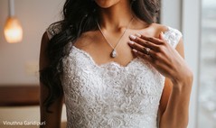 Gorgeous jewelry worn by our Maharani. Gorgeous jewelry worn by our Maharani.