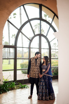 Raja and Maharani looking stunning. Raja and Maharani looking stunning.