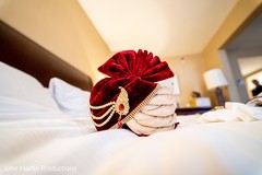 Elegant turban ready to be worn by our Rja. Elegant turban ready to be worn by our Rja.