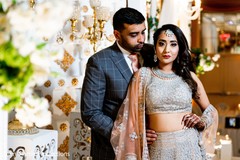 Take a look at our enchanting Indian couple. Take a look at our enchanting Indian couple.