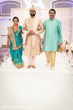 Groom making his entrance. Groom making his entrance.