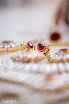 Indian wedding jewelry. Indian wedding jewelry.