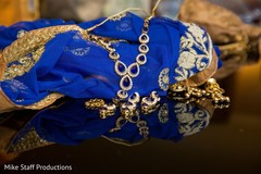 Incredible Indian bridal wedding reception jewelry. Incredible Indian bridal wedding reception jewelry.