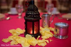 Incredible lantern table decoration. Incredible lantern table decoration.