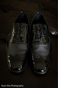 Elegant Indian grooms wedding shoes. Elegant Indian grooms wedding shoes.