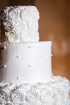 Marvelous indian wedding cake decoration. Marvelous indian wedding cake decoration.
