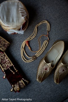 See these astonishing groom accessories See these astonishing groom accessories