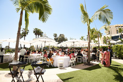 Take a look at this Indian wedding lunch. Take a look at this Indian wedding lunch.
