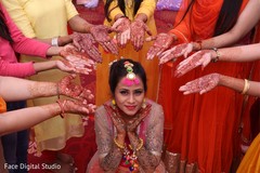 Indian bride with Maharanis. Indian bride with Maharanis.