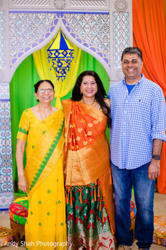 Beautiful maharani with her relatives. Beautiful maharani with her relatives.