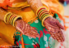 Amazingly well done mehndi art. Amazingly well done mehndi art.