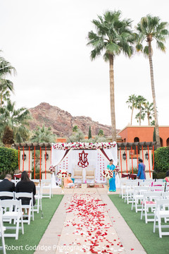 See this spectacular indian wedding decor See this spectacular indian wedding decor