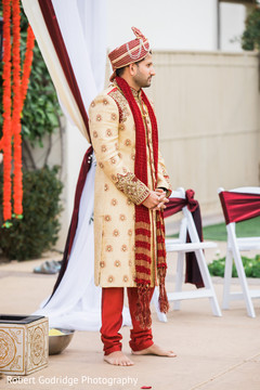 Indian groom wedding ceremony outfit Indian groom wedding ceremony outfit