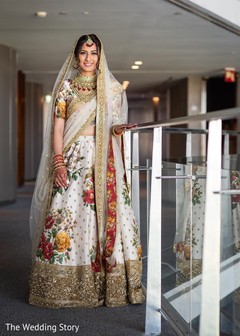 Incredible Indian bridal ceremony look. Incredible Indian bridal ceremony look.