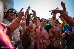 Sensational indian groom's baraat celebration Sensational indian groom's baraat celebration