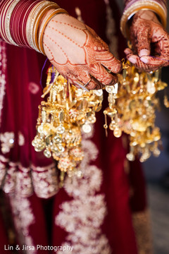 Maharani's mehndi and jewelry detail. Maharani's mehndi and jewelry detail.