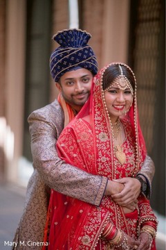 Enchanting indian lovebirds outdoor photo shoot Enchanting indian lovebirds outdoor photo shoot