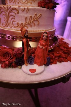 See this amazing wedding cake detail See this amazing wedding cake detail