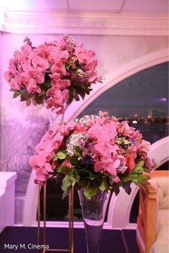 Beautiful floral centerpiece decoration Beautiful floral centerpiece decoration