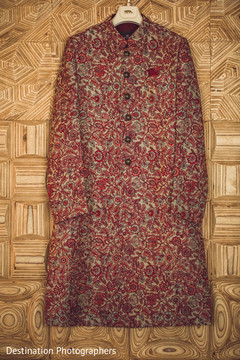 Elegant Indian grooms sherwani. Elegant Indian grooms sherwani.