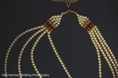 Majestic jewelry worn in Indian wedding. Majestic jewelry worn in Indian wedding.