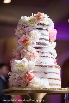 Delightful wedding cake decorated with flowers. Delightful wedding cake decorated with flowers.