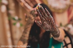 Stunning mehndi art. Stunning mehndi art.