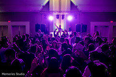 Amazing dj and guest capture Amazing dj and guest capture