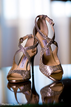 Phenomenal indian bride's shoes capture Phenomenal indian bride's shoes capture