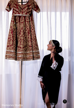 Fabulous indian bride looking her amazing wedding dress Fabulous indian bride looking her amazing wedding dress