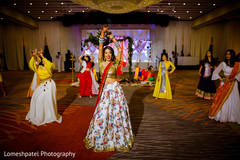 Gorgeous Maharani performing. Gorgeous Maharani performing.