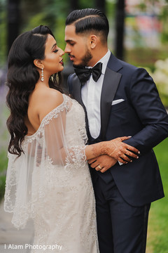 Gorgeous Maharani and Raja looking great. Gorgeous Maharani and Raja looking great.