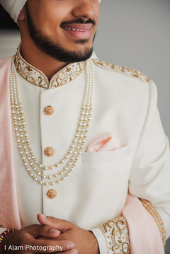 Indian groom's sherwani. Indian groom's sherwani.