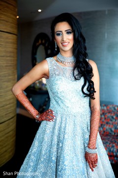 Enchanting Indian bridal reception look. Enchanting Indian bridal reception look.