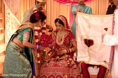 Antarpat separates the bride and the groom. Antarpat separates the bride and the groom.