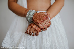 Indian bride wearing the gorgeous mehndi. Indian bride wearing the gorgeous mehndi.