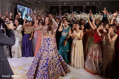Glamorous indian bride dancing photography Glamorous indian bride dancing photography