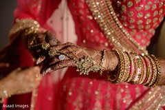 Spectacular henna art and bangles accessories Spectacular henna art and bangles accessories