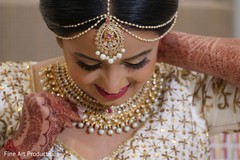 Maharani putting her ceremony jewlery on Maharani putting her ceremony jewlery on